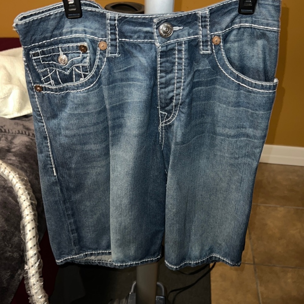 True religion shorts